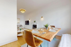 Prime Location Prince's Gate Mews 4BD 3 BATH